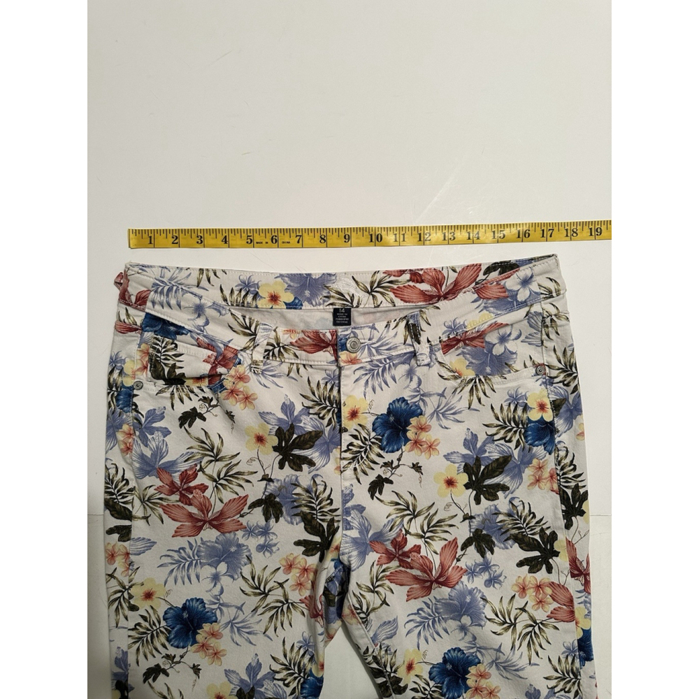 Tommy Bahama Ankle Floral Denim Jeans Womens 14 Multicolor Beach Tropical Pants - Picture 7 of 16